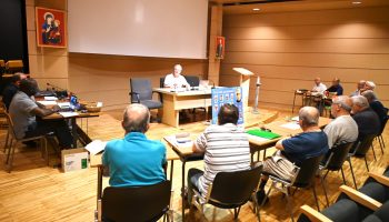 PÈRE STEFANO CAMERLENGO : « REPARTIR DU CHRIST : PISTES POUR UN ENGAGEMENT RENOUVELÉ DANS LA VIE CONSACRÉE ». PHOTO : JAIME C. PATIAS